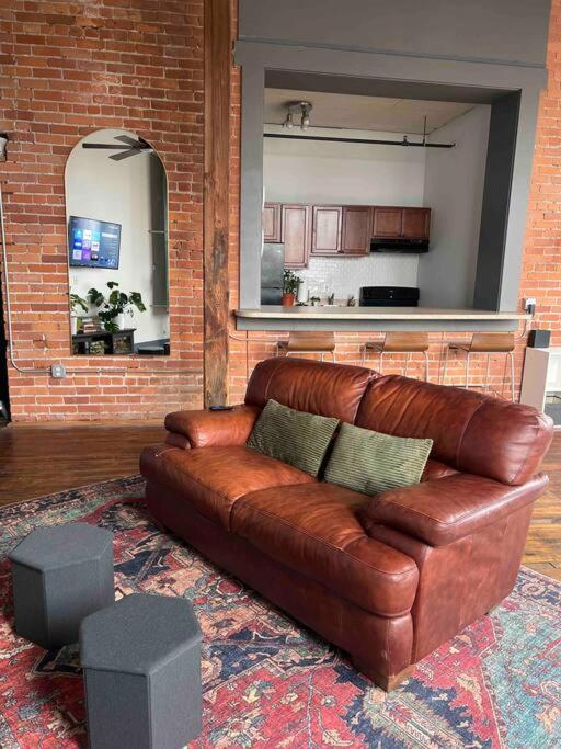 Apartamento 420 Friendly Canada Bridge View Loft Downtown Free Parking